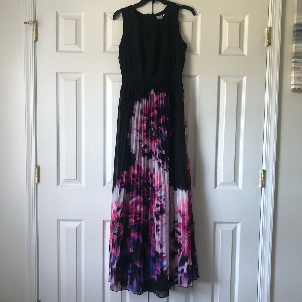 Cato Black Pleated Floral Maxi Dress - Picture 3 of 6